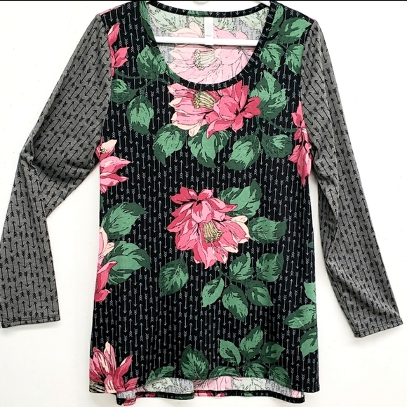LuLaRoe Tops - LuLaRoe Top